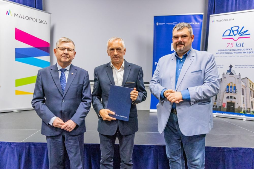 Beneficjent z promesą.