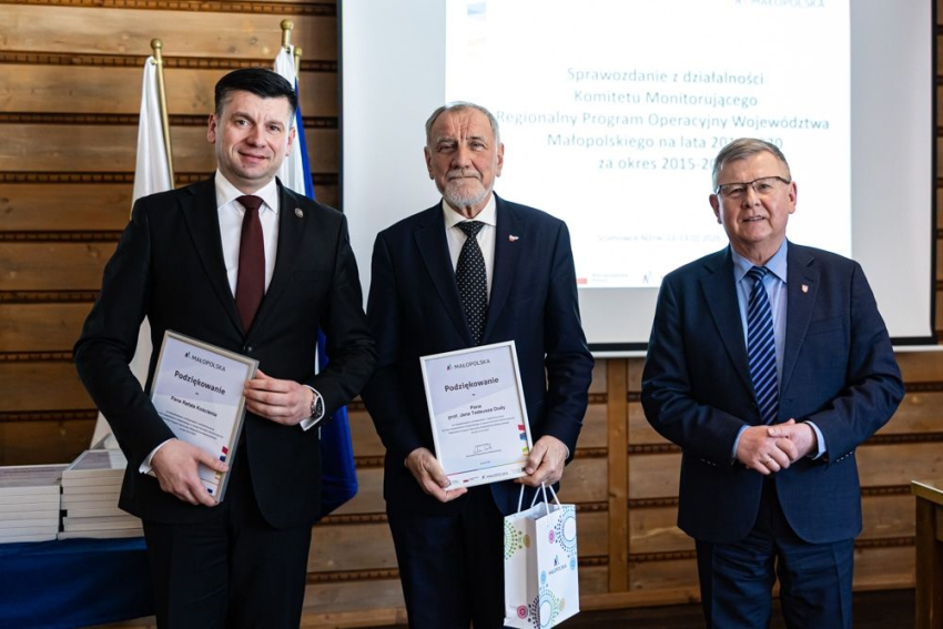 Marszałek Łukasz Smółka, Wicemarszałek Witold Kozłowski, Przewodniczący Sejmiku Jana Tadeusz Duda.