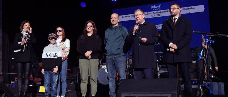 Wicemarszałek Małopolski przemawia podczas wydarzenia.