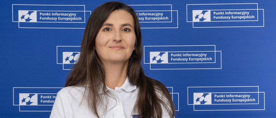 Konsultantka w Punkcie Informacyjnym Funduszy Europejskich