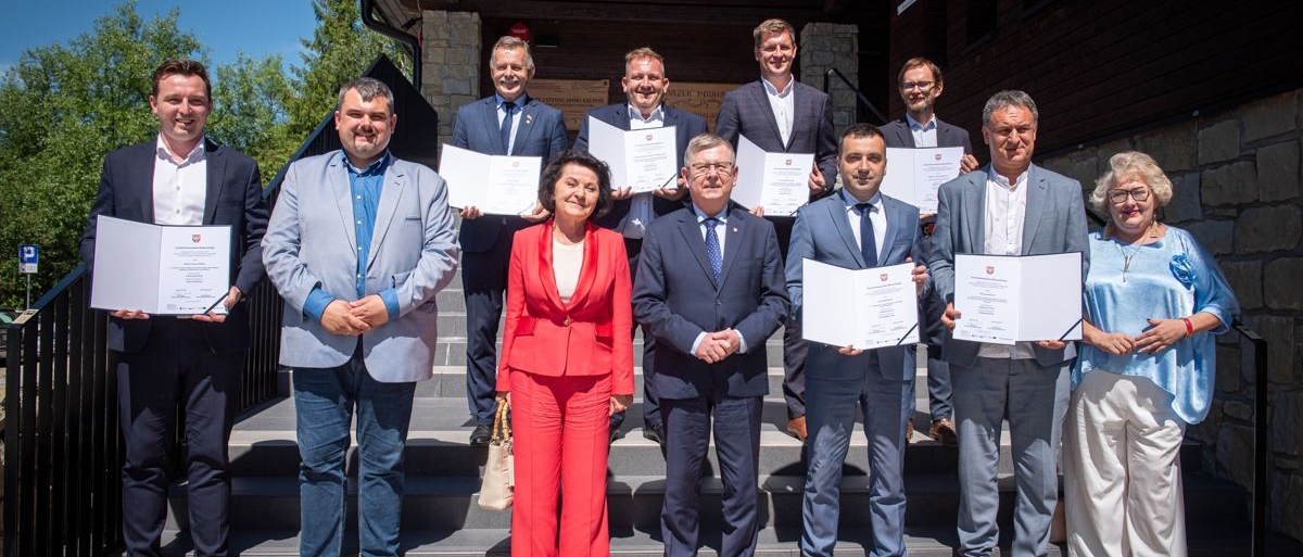 Zdjęcie grupowe uczestników wydarzenia.