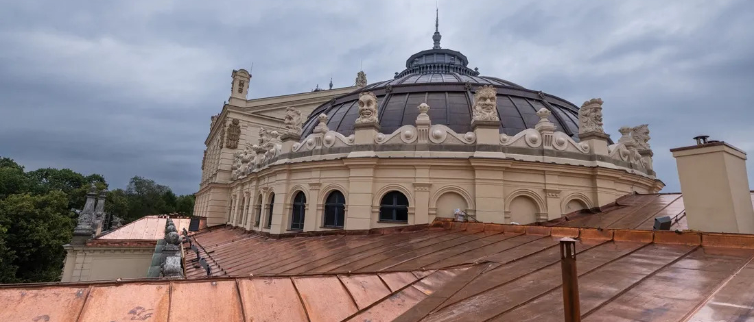 Dach Teatru Słowackiego.